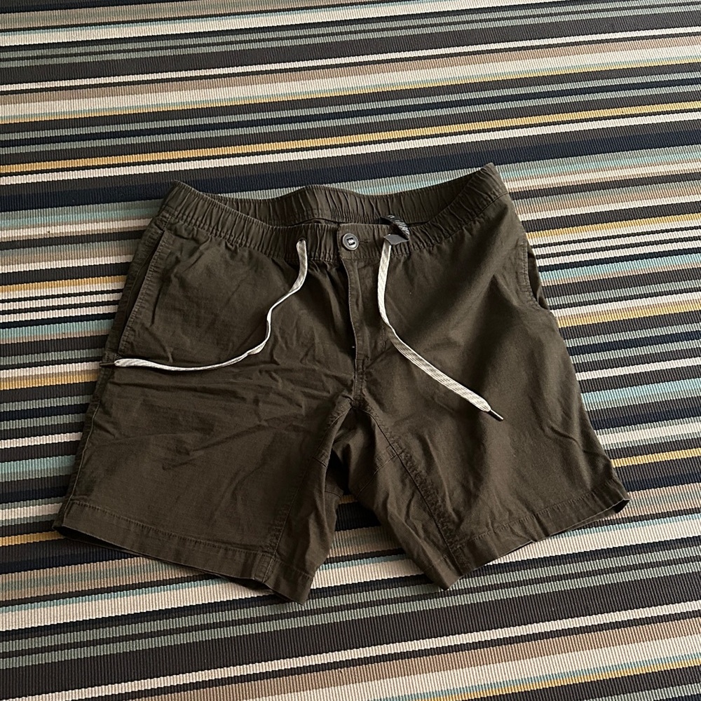 Vuori Dark Olive Elastic Waist Shorts